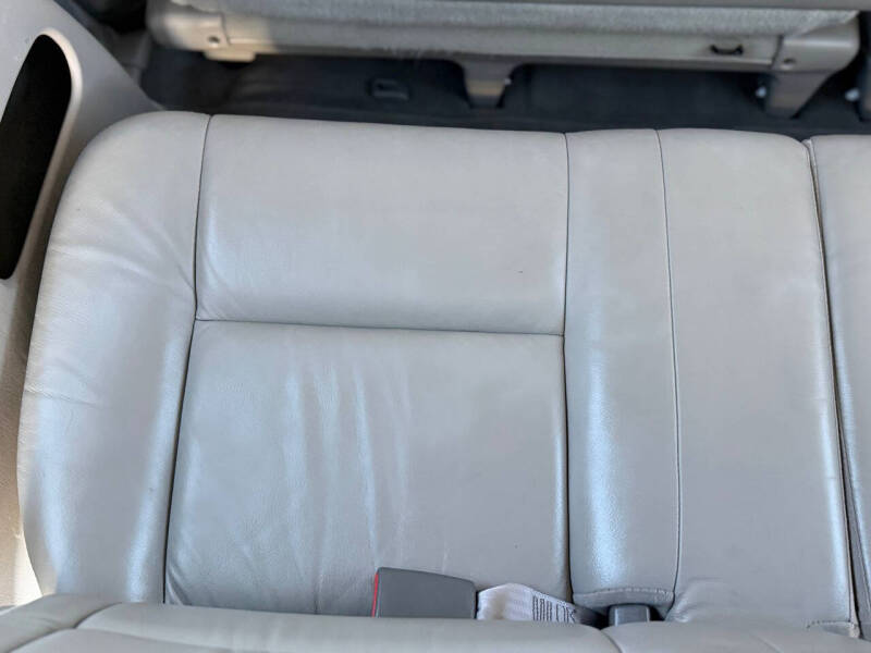 2004 Toyota Sequoia Limited