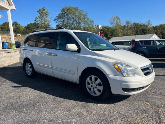 2007 Hyundai Entourage for sale at MO CAR SALES LLC in Villa Ridge, MO