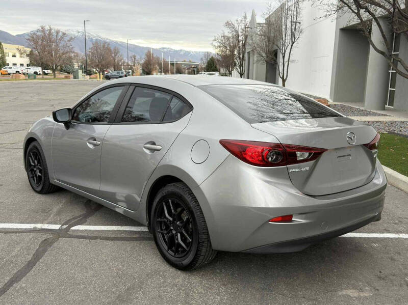 2014 Mazda MAZDA3 i SV