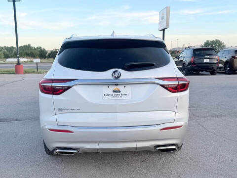 2020 Buick Enclave Essence