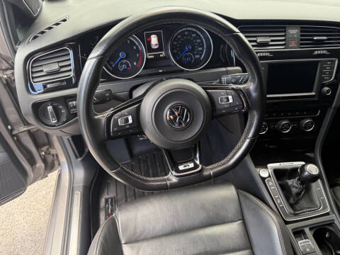 2016 Volkswagen Golf R