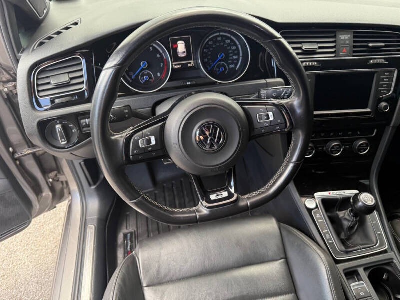 2016 Volkswagen Golf R
