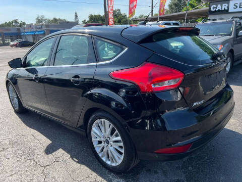 2017 Ford Focus Titanium
