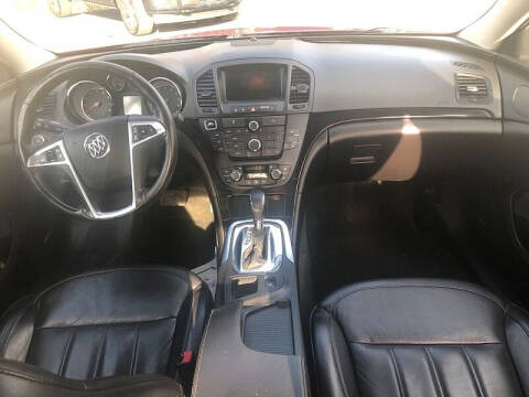 2013 Buick Regal Premium 2