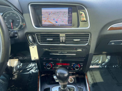 2012 Audi Q5 2.0T quattro Premium Plus