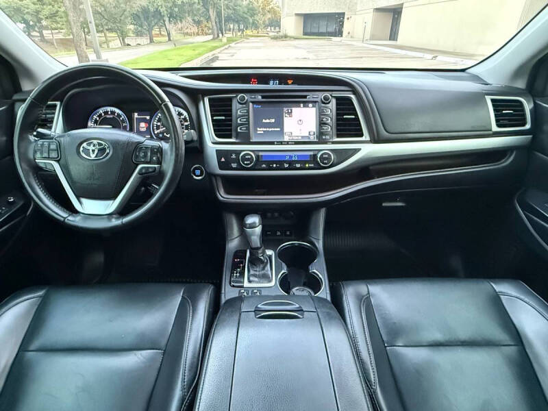 2019 Toyota Highlander XLE