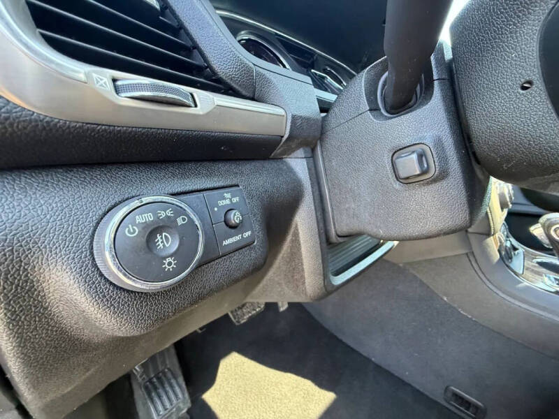 2016 GMC Acadia Denali