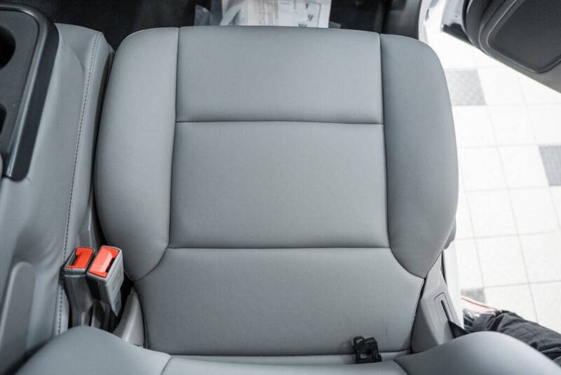 2024 Chevrolet Silverado 5500HD