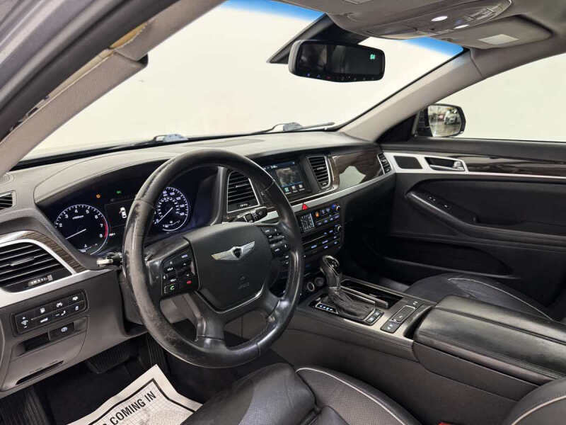 2015 Hyundai Genesis