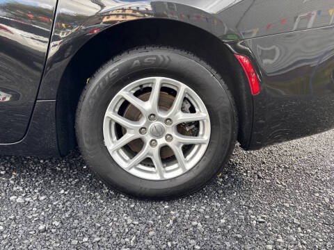 2020 Chrysler Voyager LXi