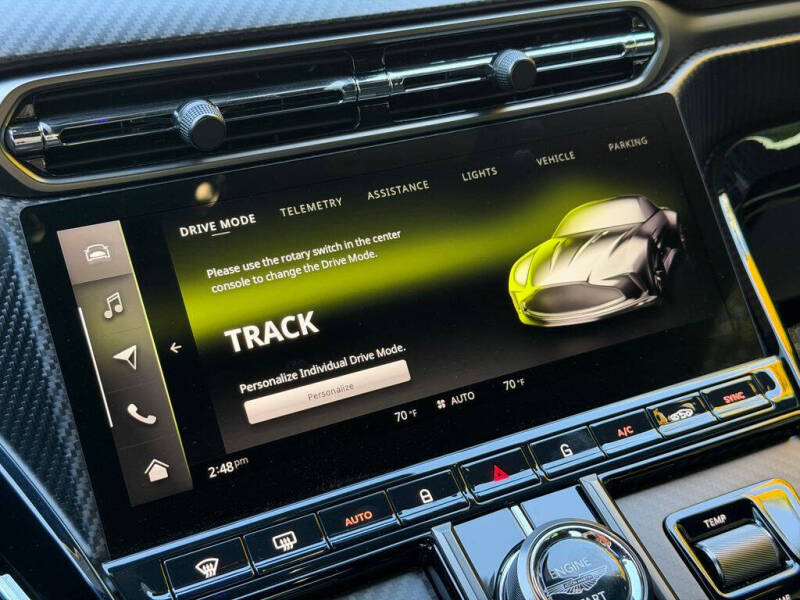 2025 Aston Martin Vantage