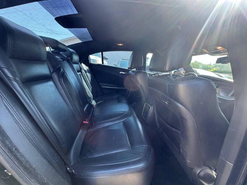 2015 Dodge Charger SXT