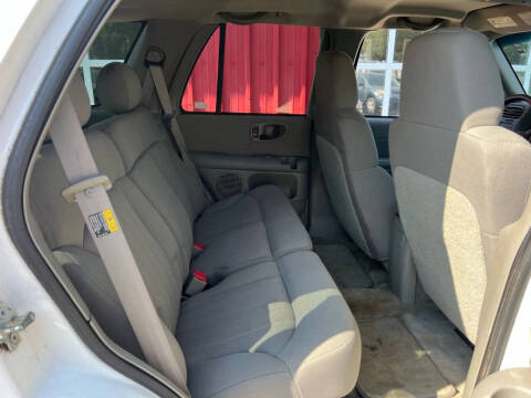 2004 Chevrolet Blazer LS