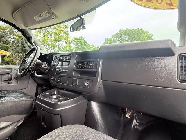 2021 Chevrolet Express 2500