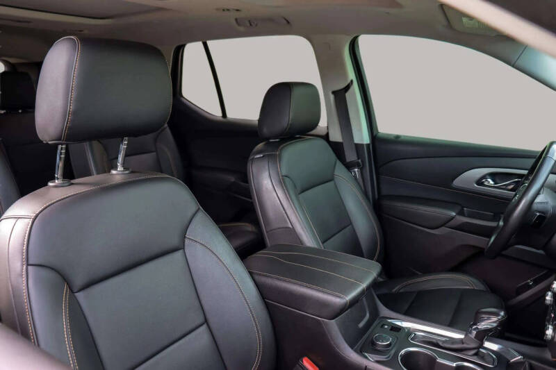 2021 Chevrolet Traverse RS