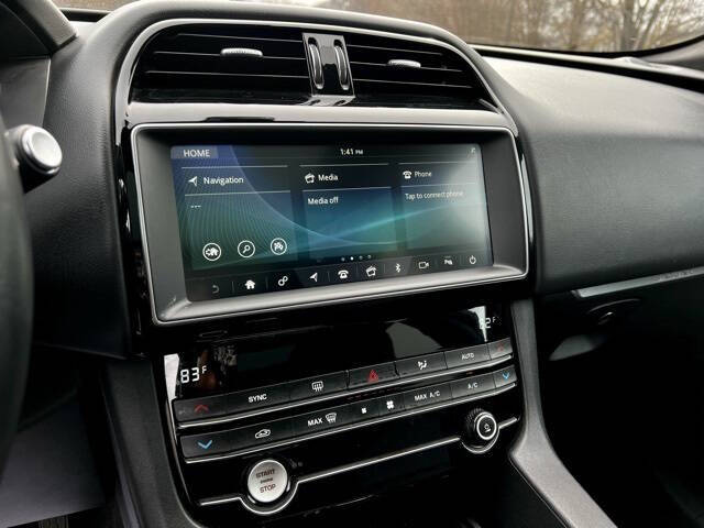 2020 Jaguar F-PACE 25t Premium