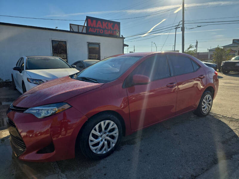 2019 Toyota Corolla LE's photo