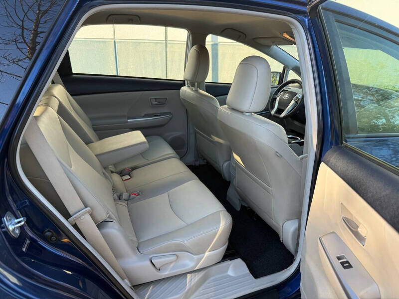 2012 Toyota Prius v Three