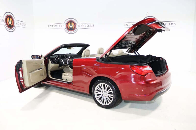 2013 Chrysler 200 Limited