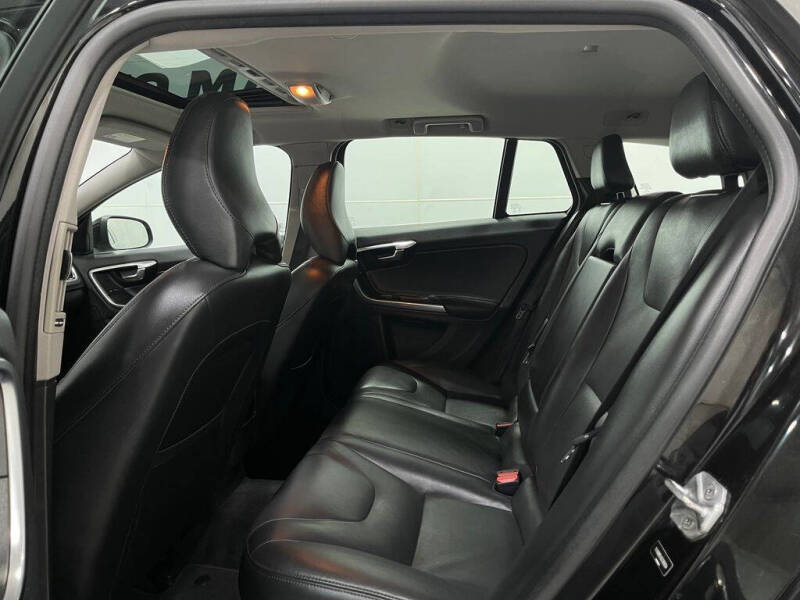 2016 Volvo V60 T5 Drive-E Premier