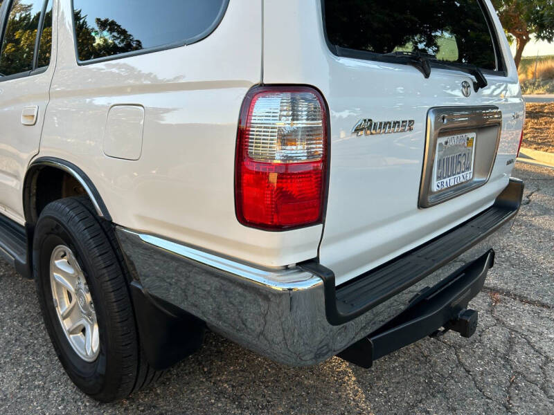 2002 Toyota 4Runner SR5