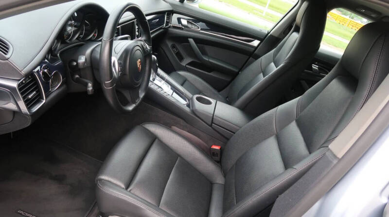 2015 Porsche Panamera
