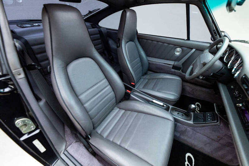 1991 Porsche 911 Carrera 2