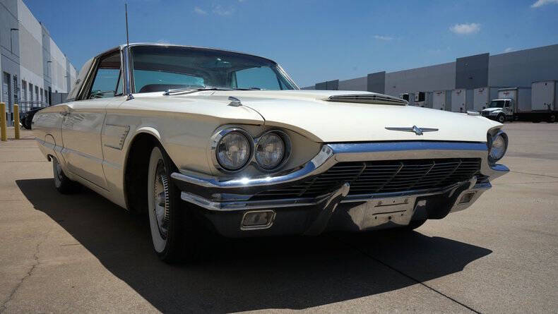 1965 Ford Thunderbird