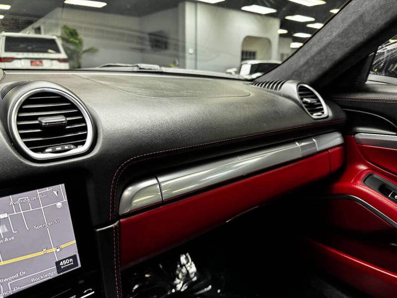 2018 Porsche 718 Cayman GTS