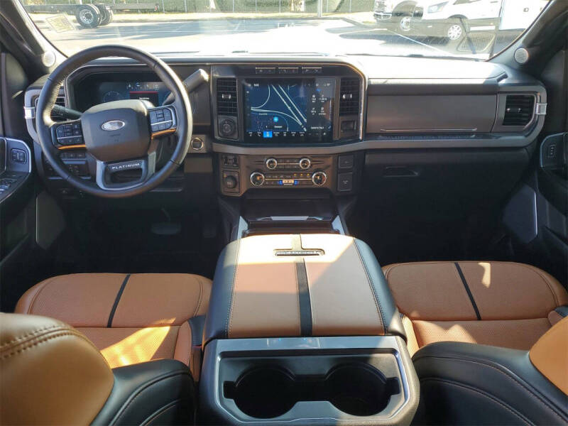 2024 Ford F-350 Super Duty Platinum