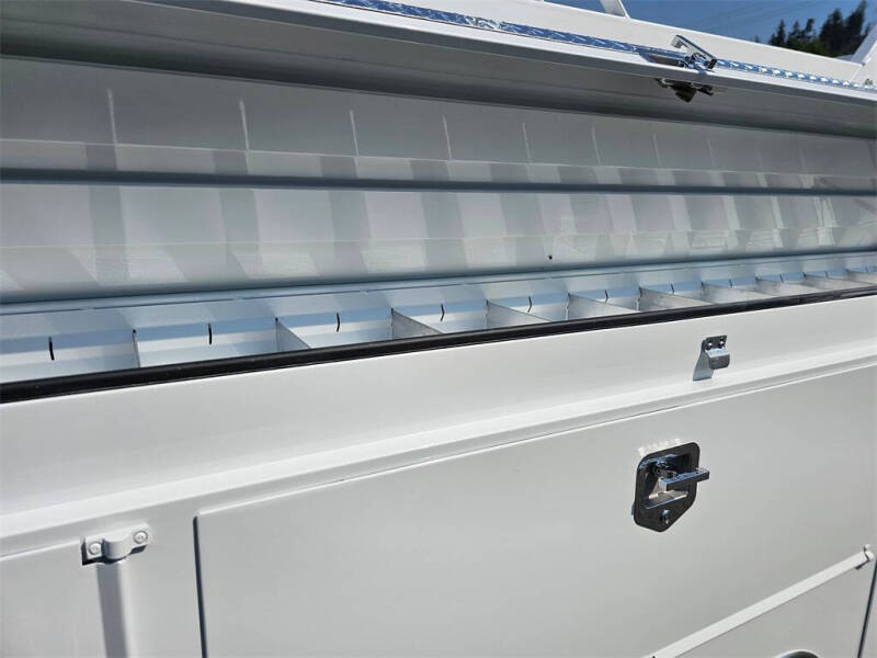 2025 Ford F-350 Super Duty XL