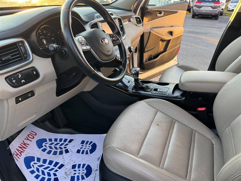 2019 Kia Sorento EX V6