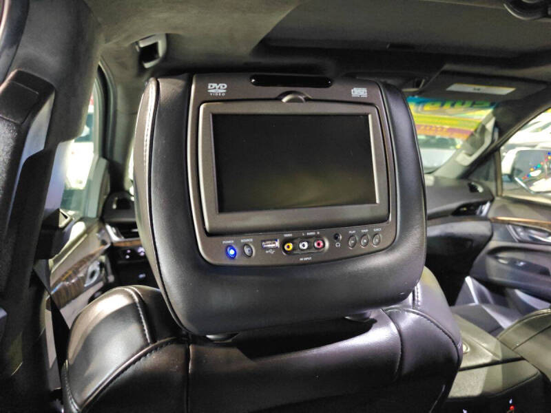 2019 Cadillac Escalade Platinum