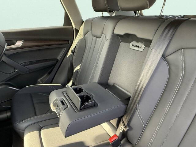 2024 Audi Q5 e quattro S line Premium 55 TFSI