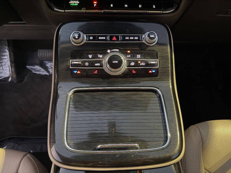 2022 Lincoln Nautilus Standard