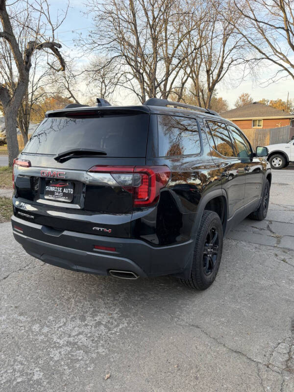 2021 GMC Acadia AT4