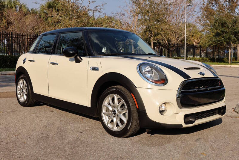 2015 MINI Hardtop 4 Door Cooper S