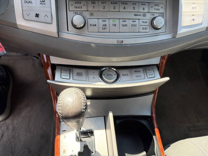 2005 Toyota Avalon XLS