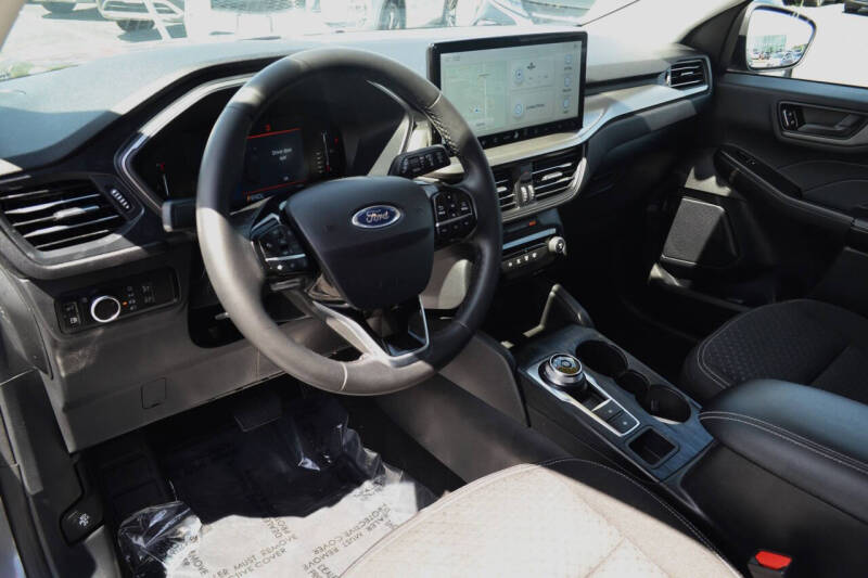 2023 Ford Escape Hybrid Active