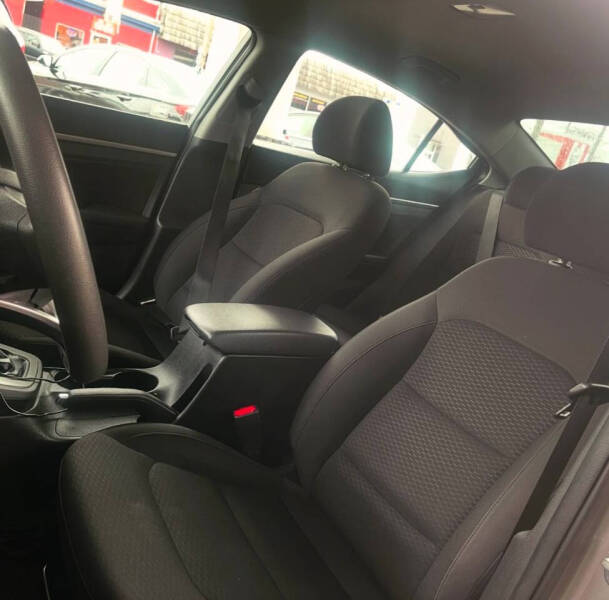 Image 6 of 2020 Hyundai Elantra SEL