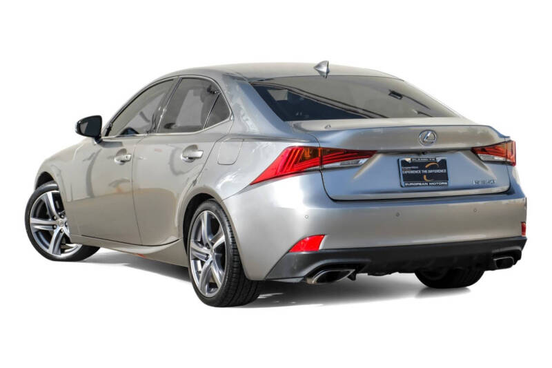 2019 Lexus IS 350