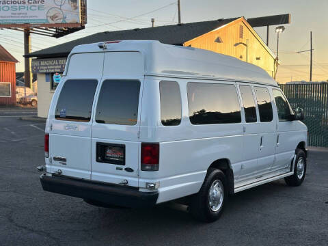 2012 Ford E-Series E-350 SD