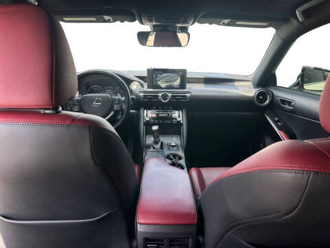 2021 Lexus IS 300