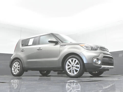 2019 Kia Soul +