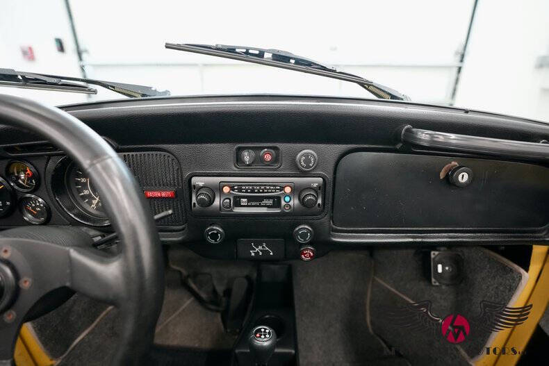 1972 Volkswagen Super Beetle