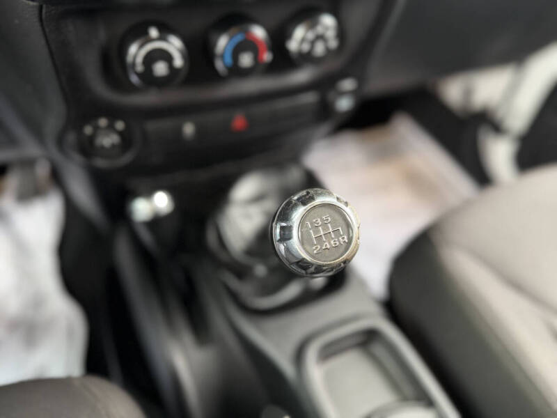 2016 Jeep Wrangler Unlimited Sport