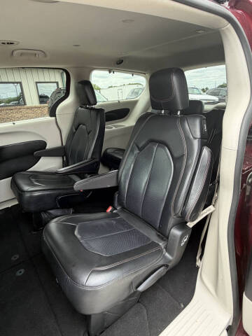 2019 Chrysler Pacifica Touring L