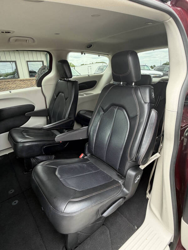 2019 Chrysler Pacifica Touring L