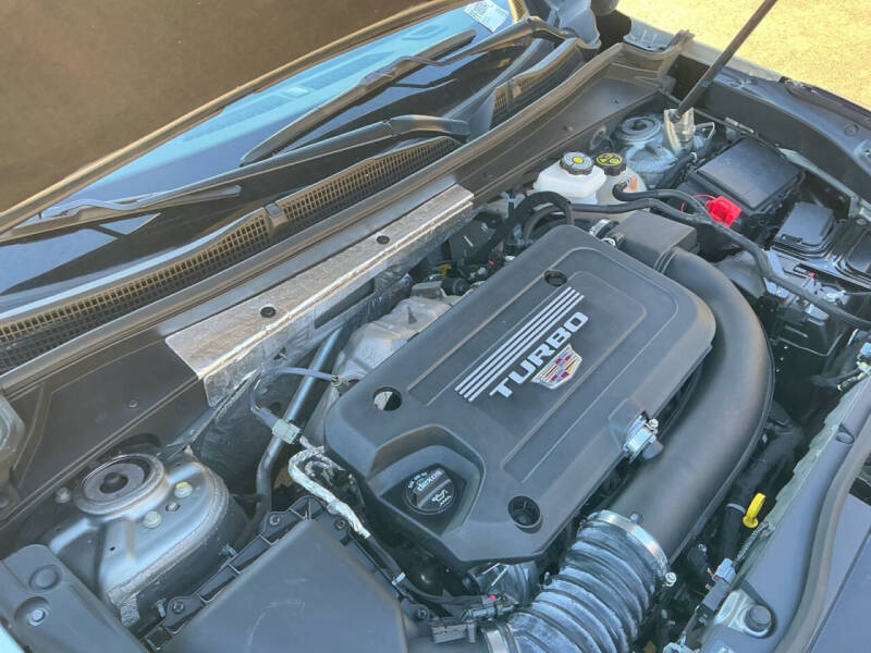 2023 Cadillac XT4 Premium Luxury