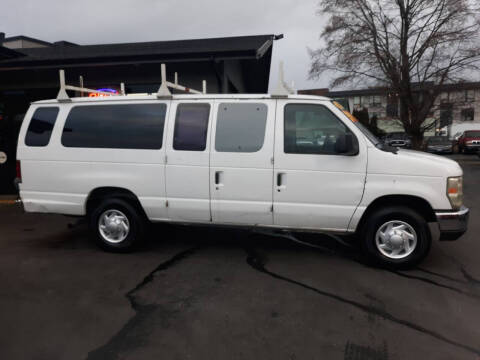 2009 Ford E-Series E-350 SD XLT